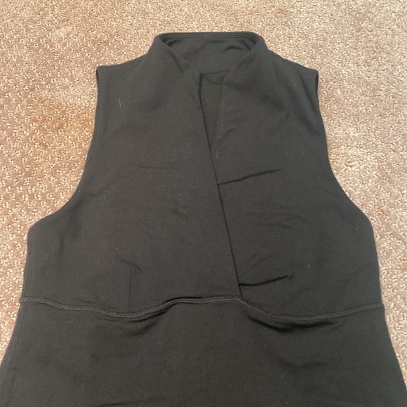 Lululemon Tank - Size 6 - Picture 2 of 3